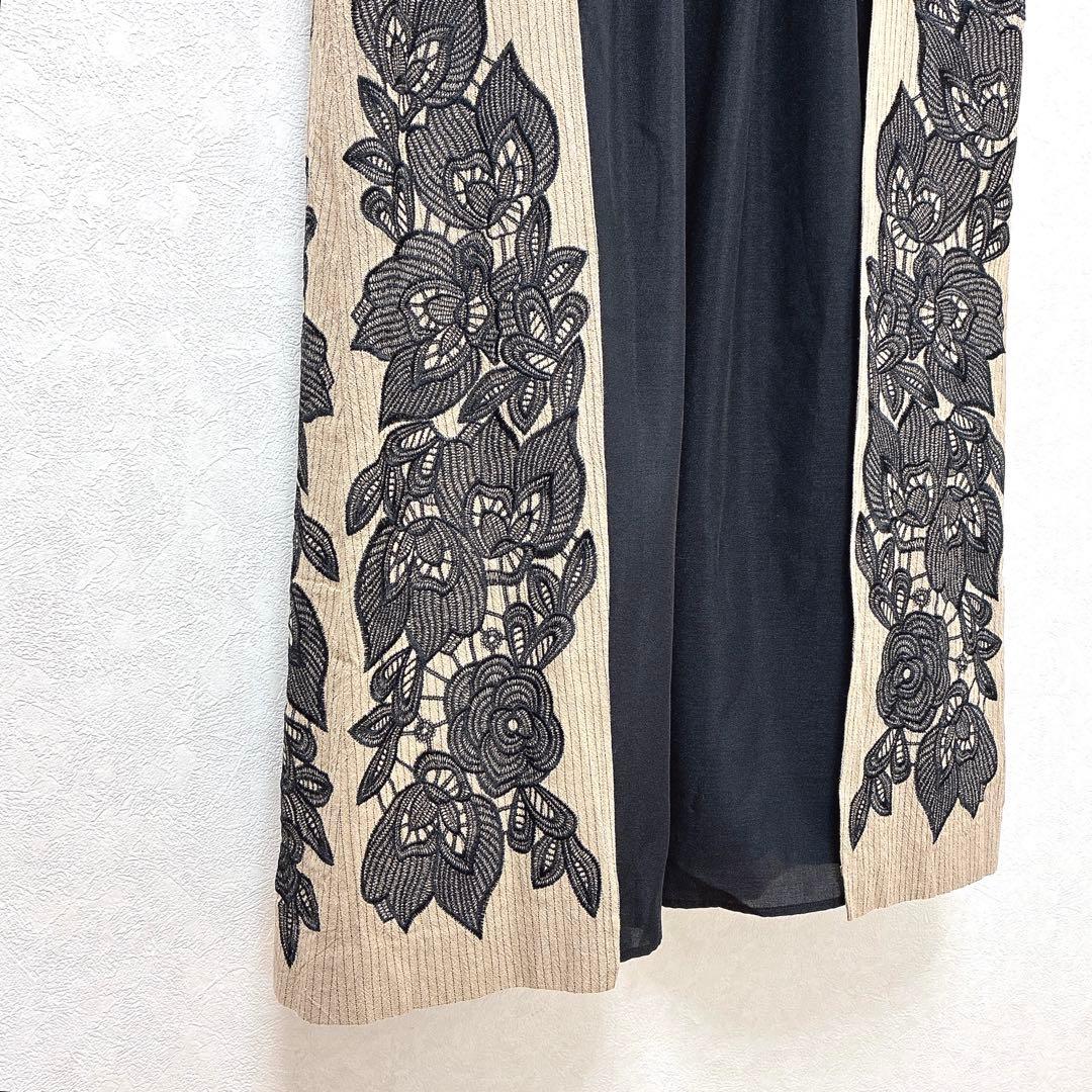 美品✨ADORE アドーア エンブロイダリー ストライプ ワンピース