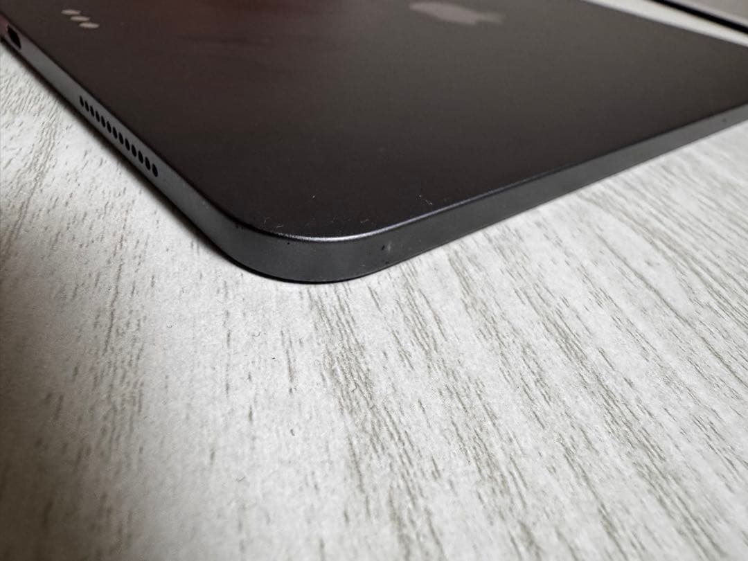 iPad Pro 11インチ (2018)64GB 海外版・シャッター音なし