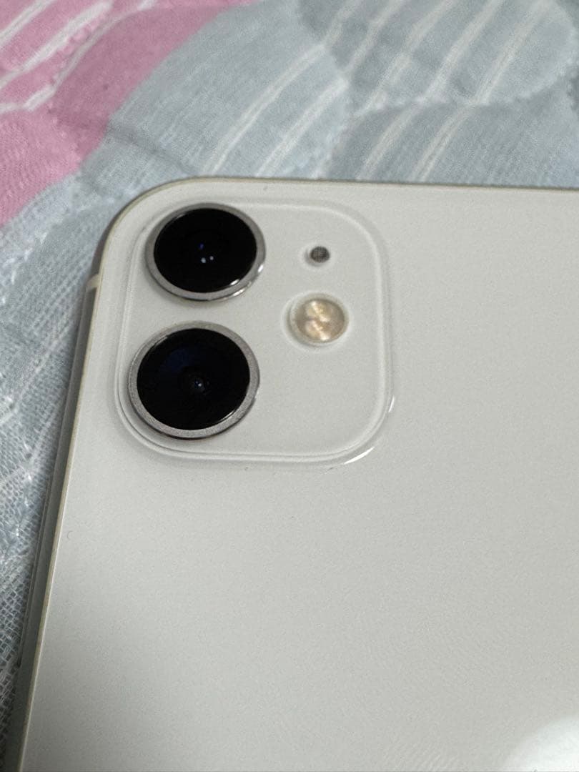 iPhone11 128GB ホワイト SIMフリー
