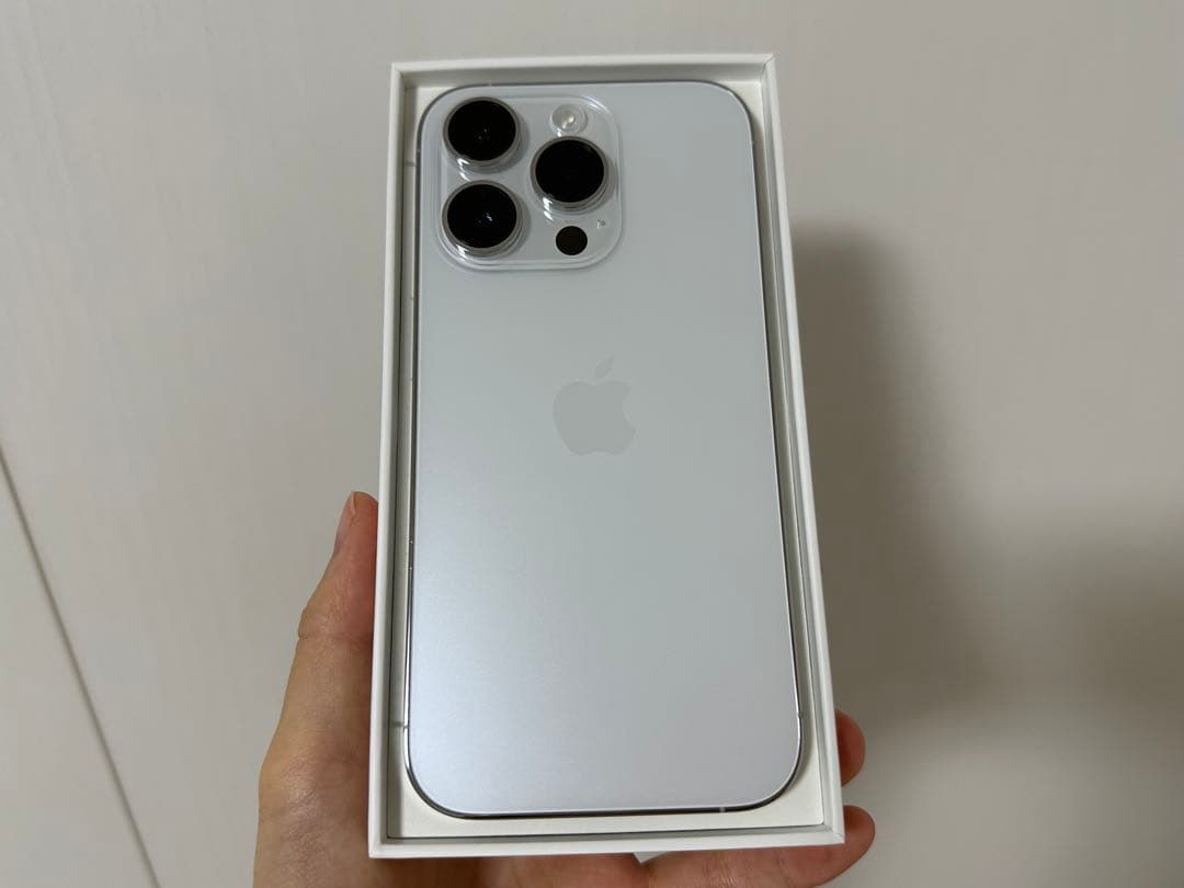 Apple iPhone 14 Pro 256GB シルバー