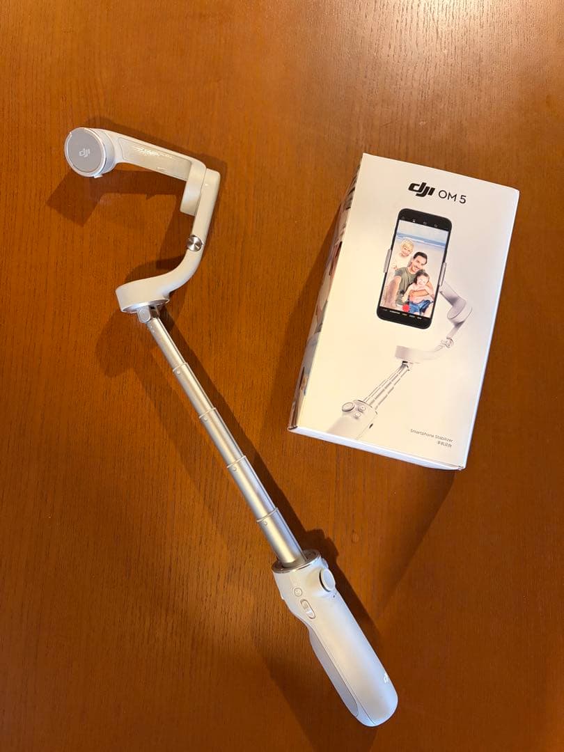 DJI OM 5 スマホスタビライザー