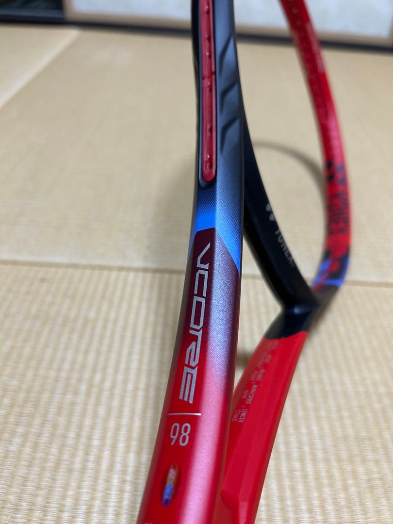 割引　ヨネックス　テニスラケット ブイコア98 グリップ2