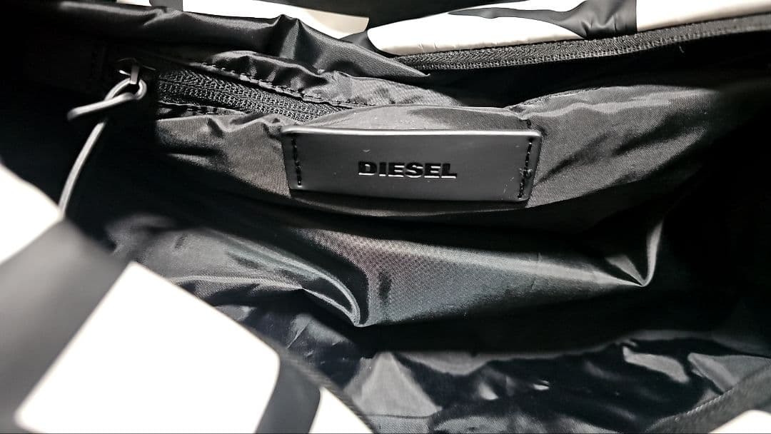 DIESEL ドラム型 ボストンバッグ ブラック