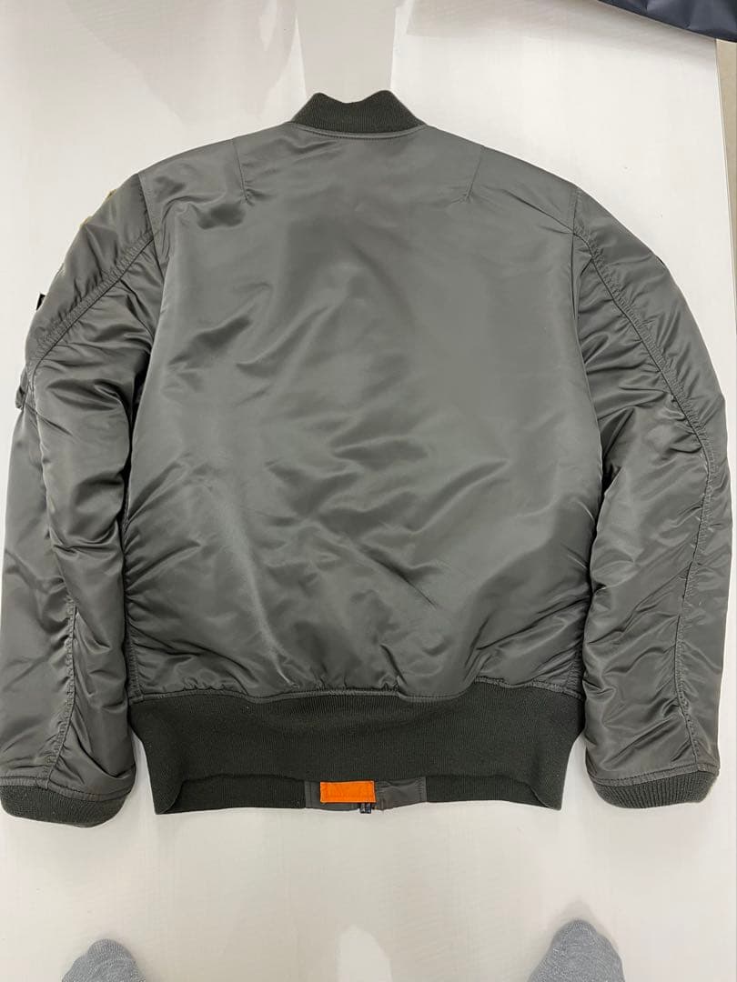 ALPHA INDUSTRIES MA-1 フライトジャケット サイズM