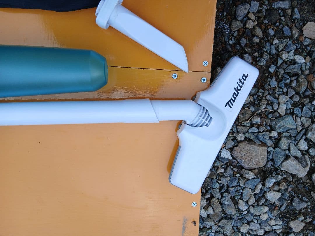 マキタ　18v　掃除機