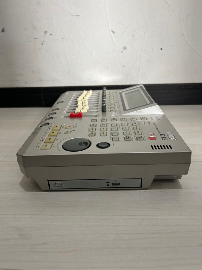コルグ マルチトラックレコーダー