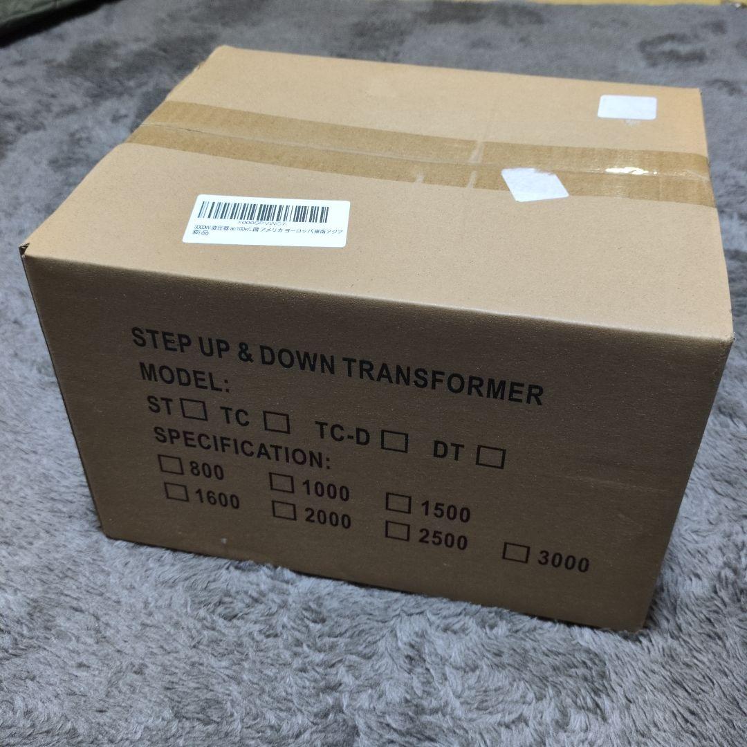 変圧器　BLB-3000W
