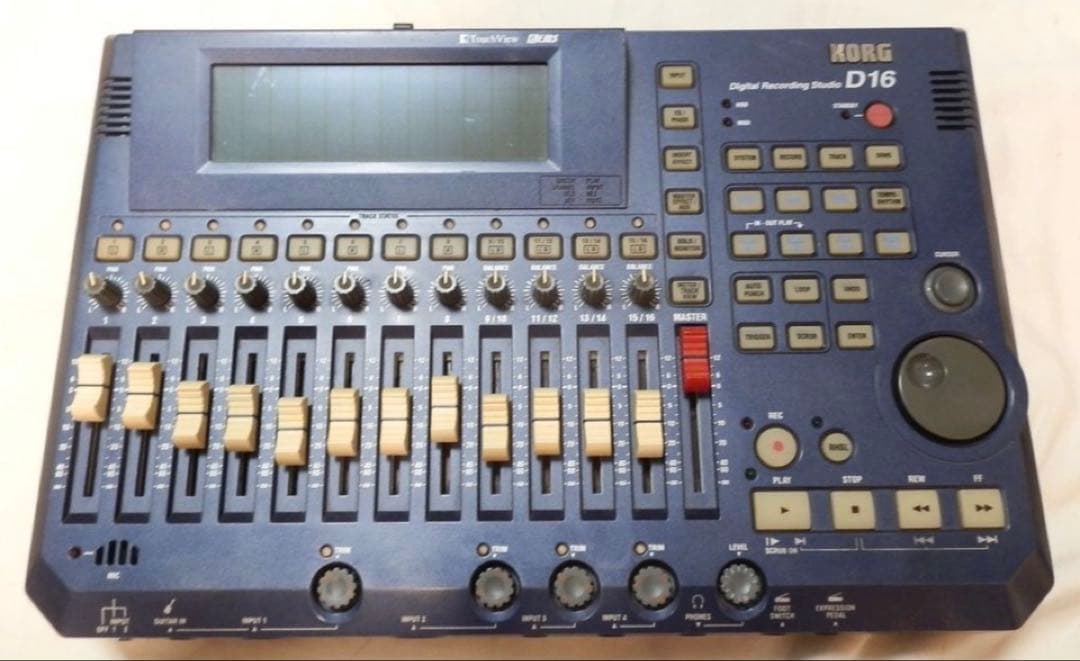 KORG D16 デジタルレコーディングスタジオ/コルグマルチトラックレコーダー