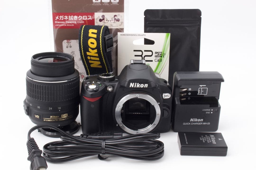 極美品✨Nikon D60 レンズキット　スマホ転送　手ぶれ補正 CCDセンサー