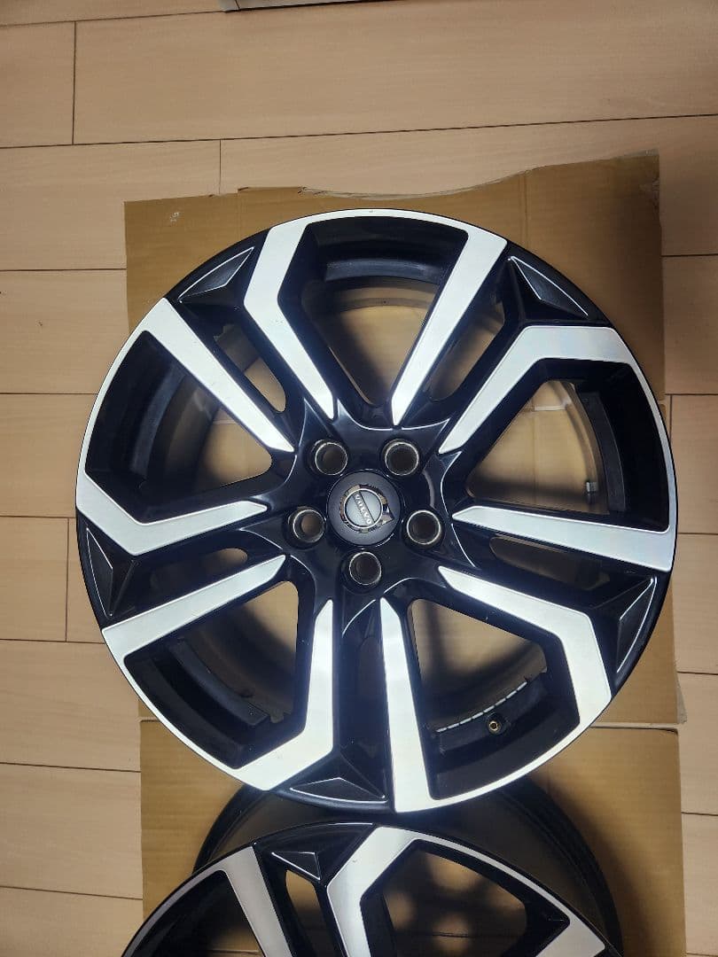 ②ボルボ 純正 18インチ 7.5J +50 5H PCD108　2本　美品