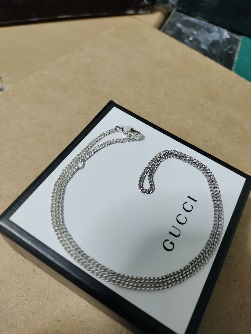 良好品 GUCCIグッチ シルバー925チェーンネックレス 高級感あり 箱等付