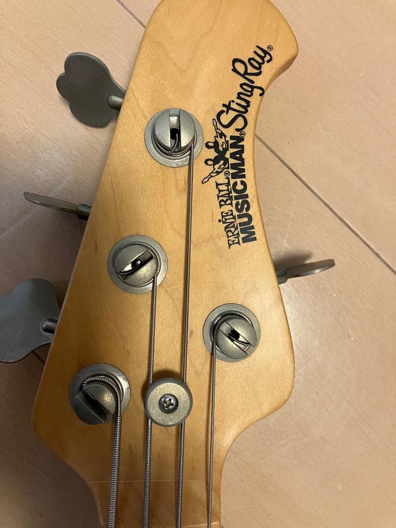 Ernie Ball Music Man StingRay 4 スティングレイ