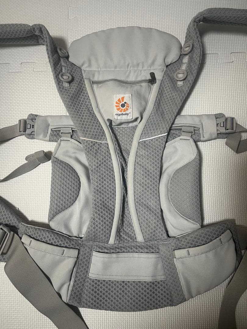 ERGO baby OMNI BREEZE オムニブリーズ　抱っこ紐 グレー