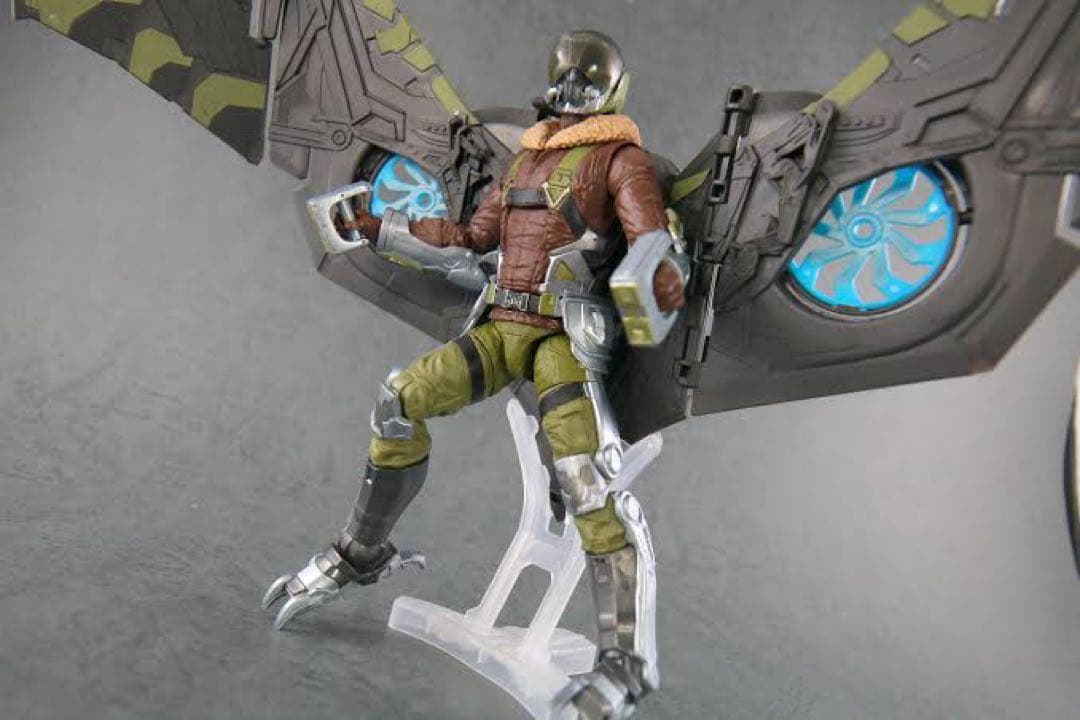 マーベルレジェンド ヴァルチャー フィギュア