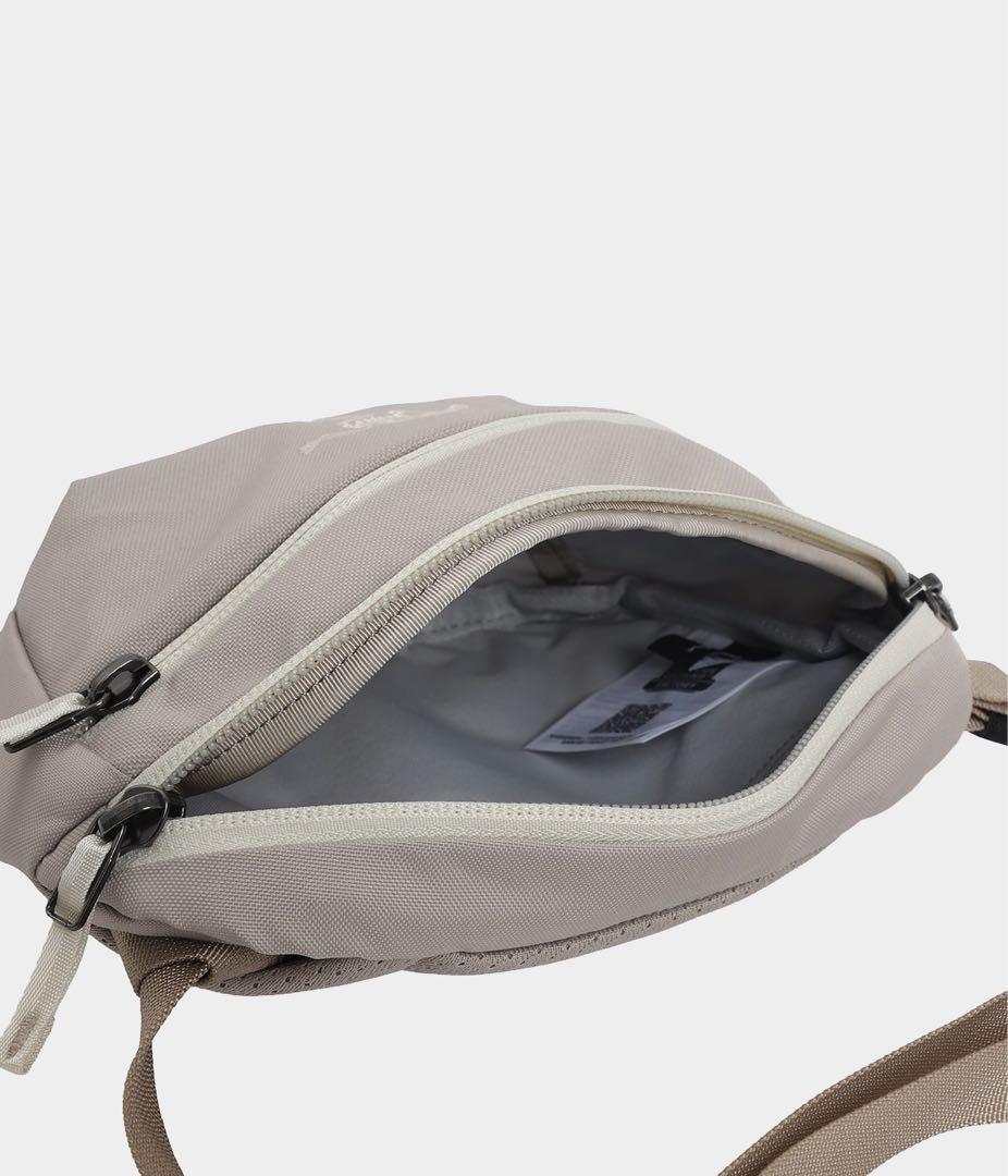ARC’TERYX　アークテリクス　マンティス1　ルーン/シーソルト