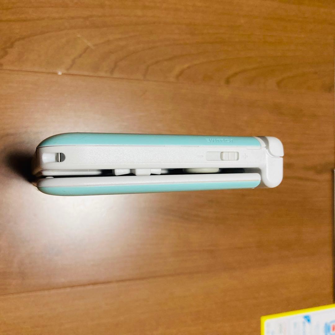 ニンテンドー3DS LLミント×ホワイト生産終了　付属品有　充電器付入手困難