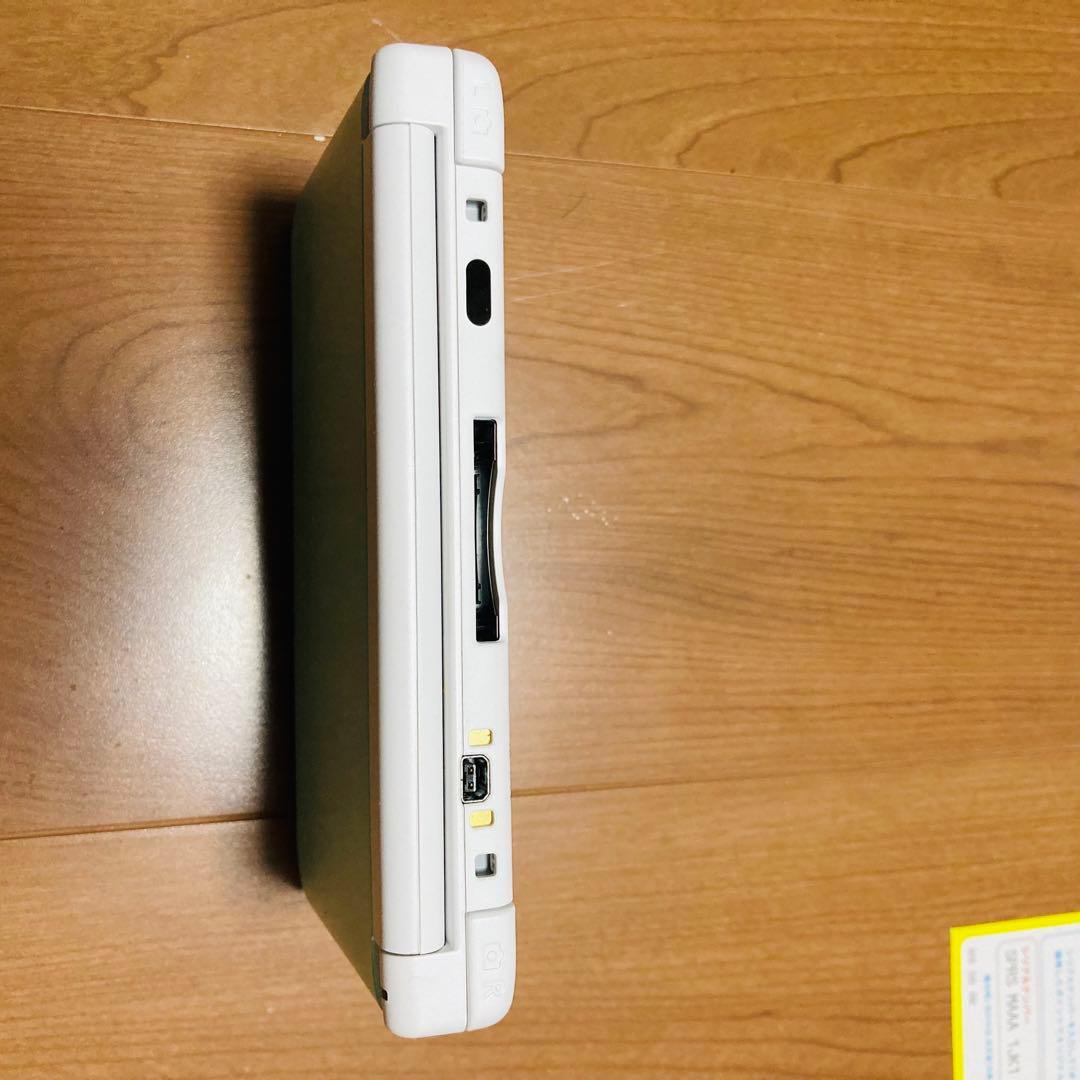 ニンテンドー3DS LLミント×ホワイト生産終了　付属品有　充電器付入手困難