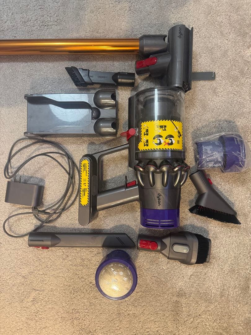 Dyson ダイソン　V10 SV12