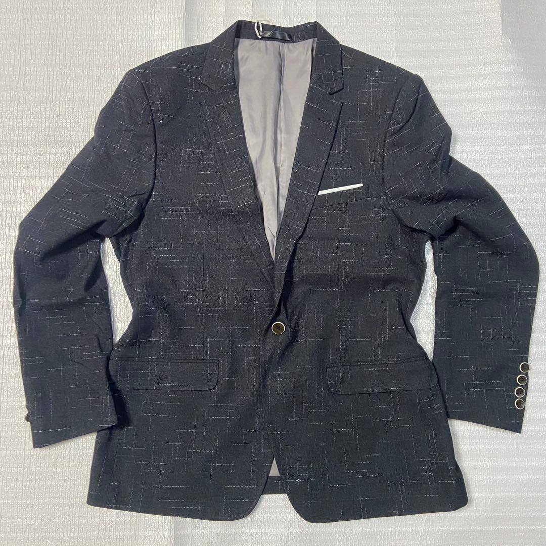 メンズ デザインスーツ3点 大きい4XL 新品 未使用 線柄 ダークグレー