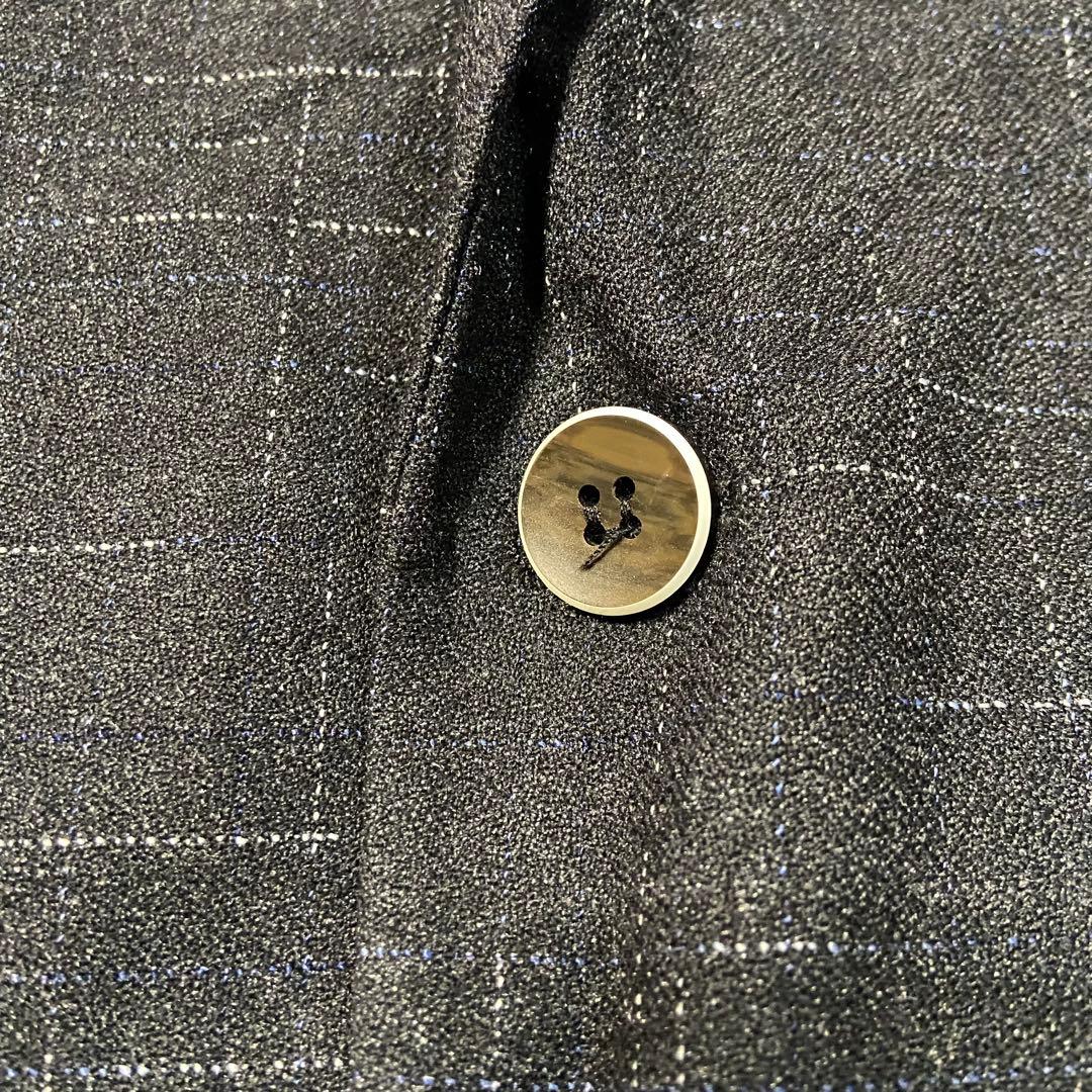 メンズ デザインスーツ3点 大きい4XL 新品 未使用 線柄 ダークグレー