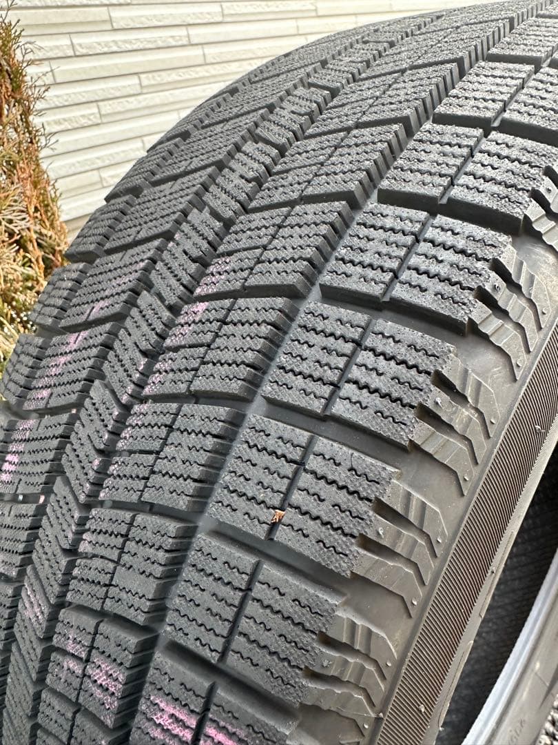 【送料無料】ナンカン　スタッドレスタイヤAW-1 235/55R18 4本セット