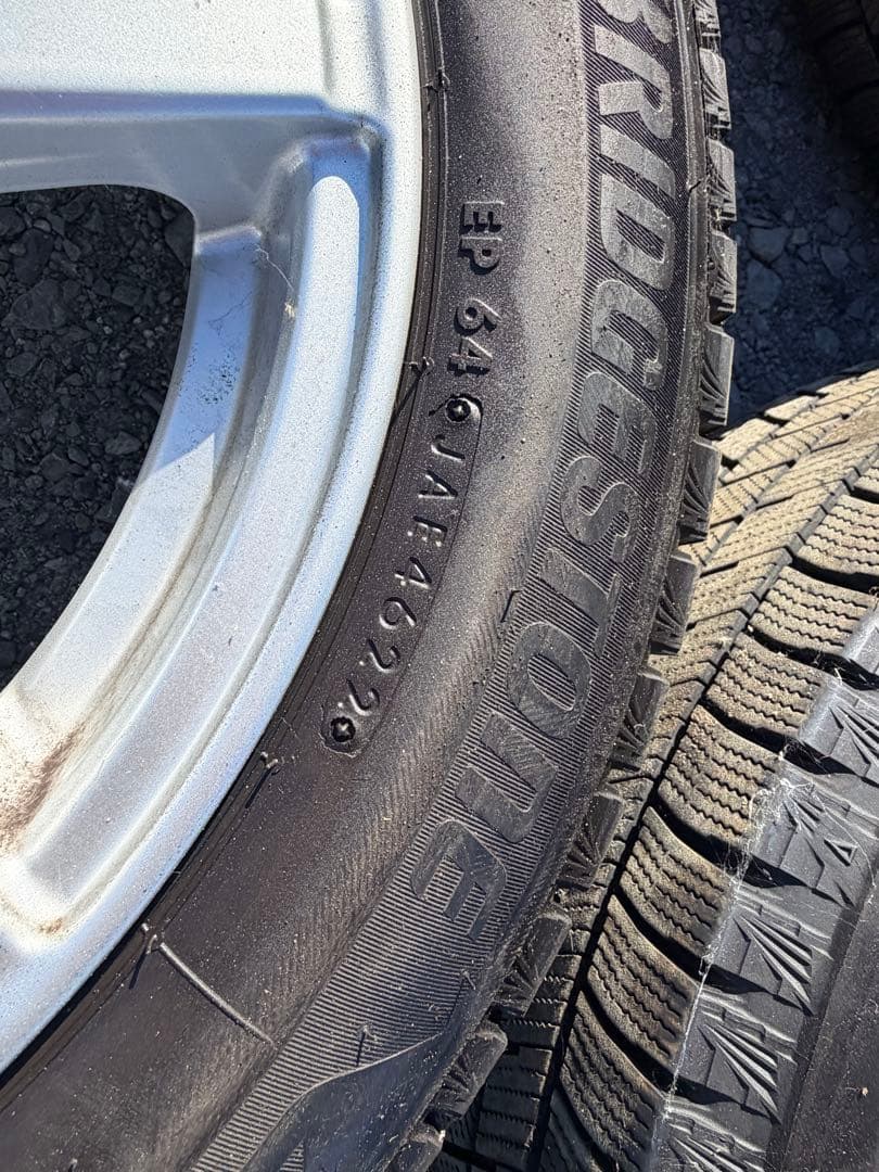 ブリザック VRX3 ホイール付きスタッドレス　15インチ