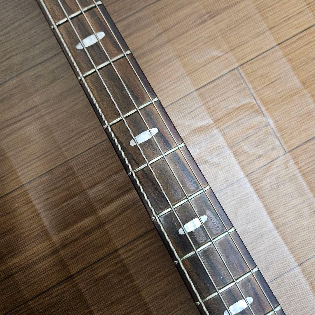 ベース YAMAHA BB414