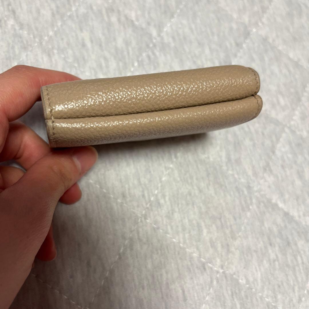 イヴ・サンローラン　ミニ財布　コンパクトウォレット　ベージュ