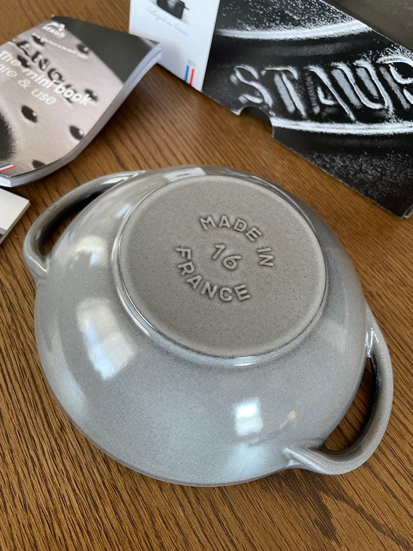 新品未使用　Staub ストウブ　ベビーウォック　グレー 16センチ ②
