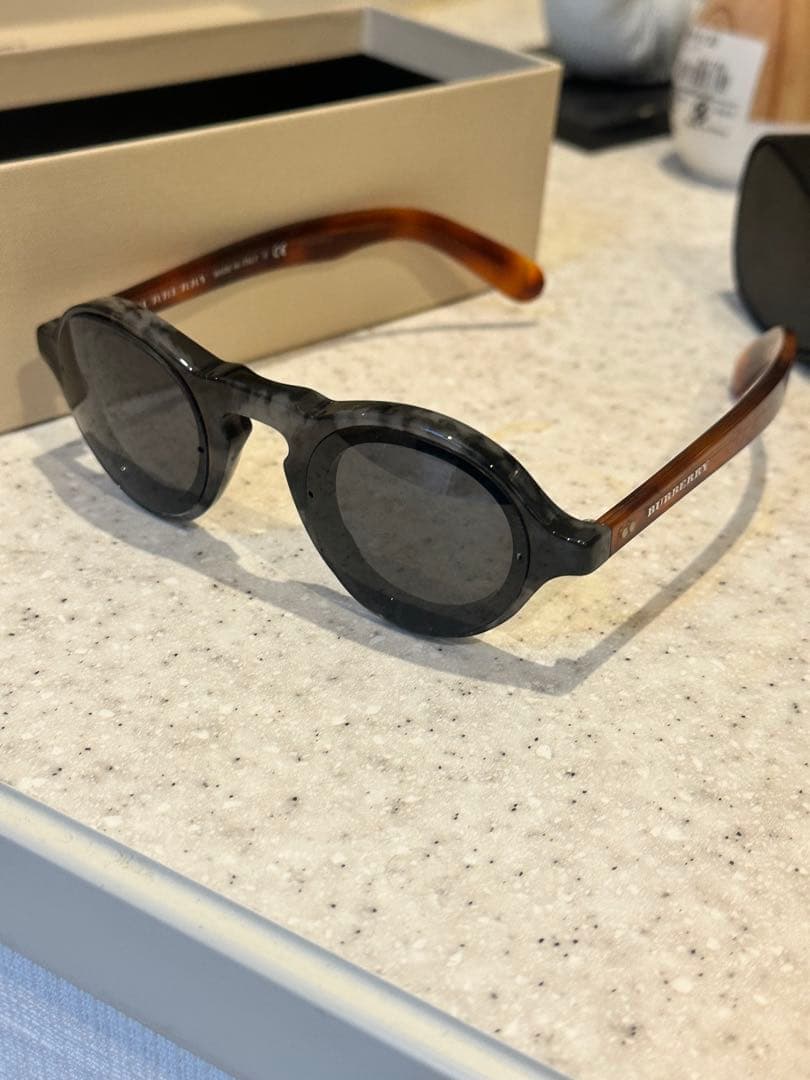 ✨美品✨BURBERRY サングラス グレー ブラウン