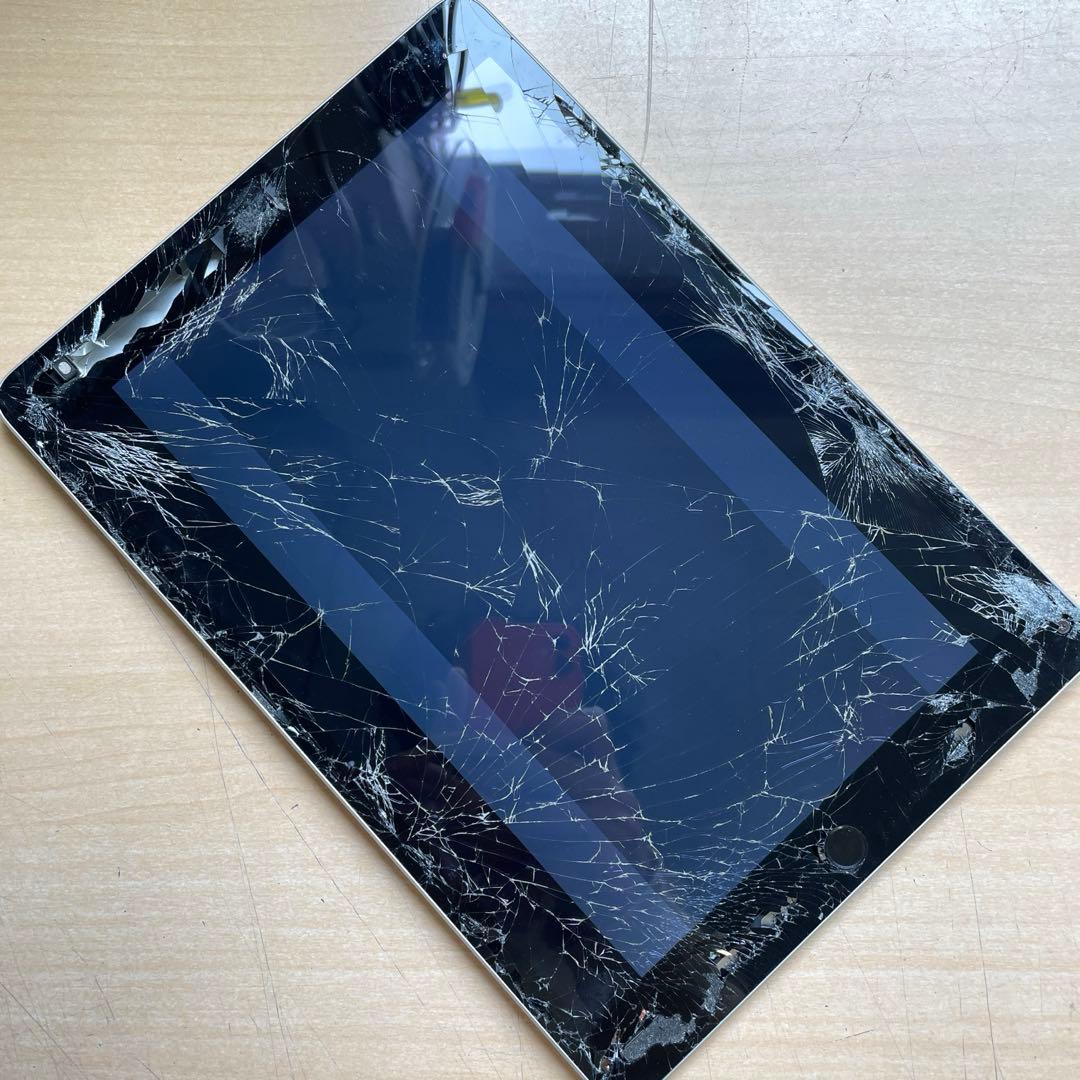 iPad 第9世代　A2602　Wi-Fi シルバー　64GB ジャンク品