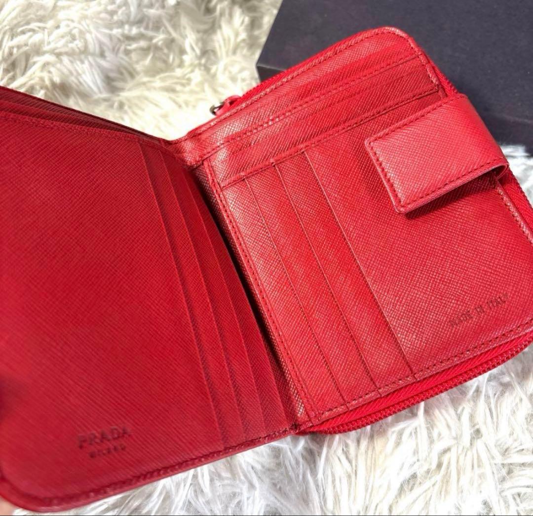 美品✨PRADA プラダラウンドジップ　折り財布 サフィアーノ　レザー