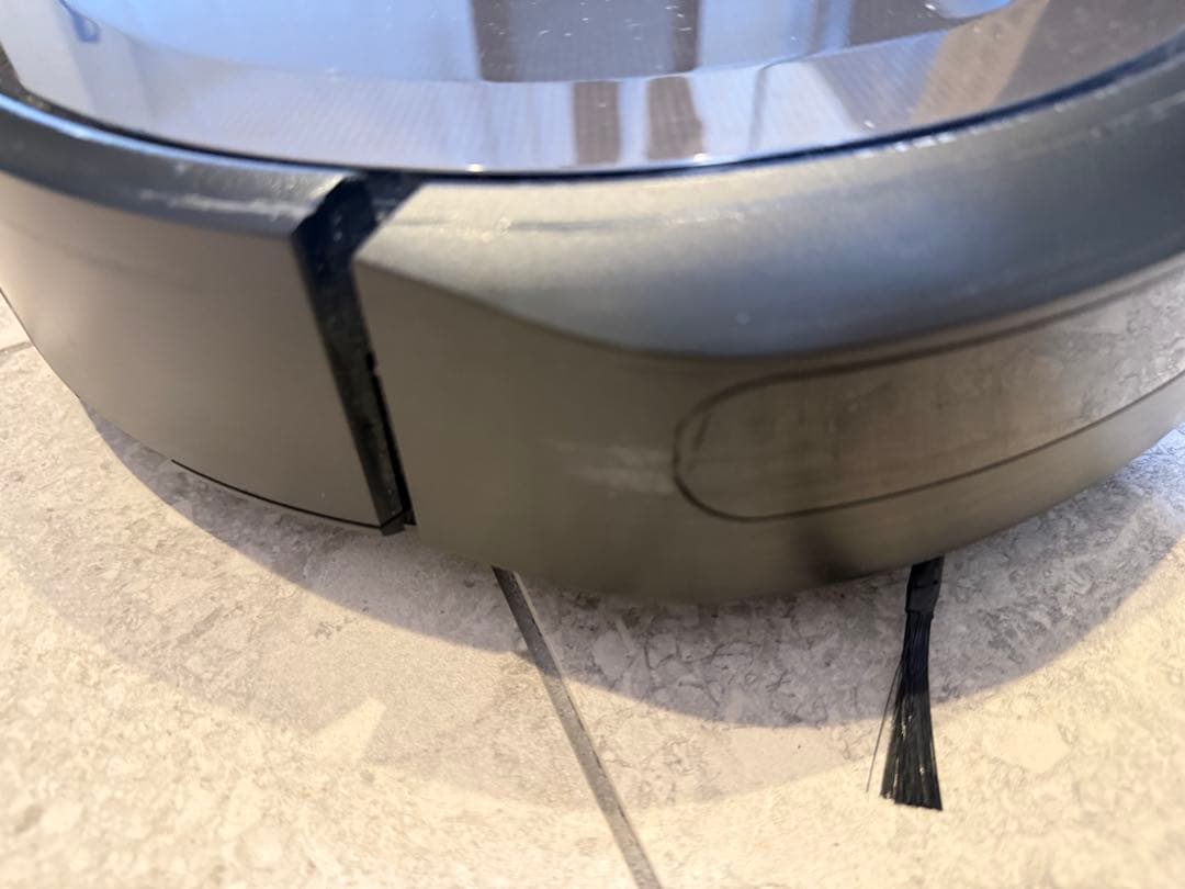 【未使用純正消耗品一部同梱】 Roomba i7+ (Clean Base 付)