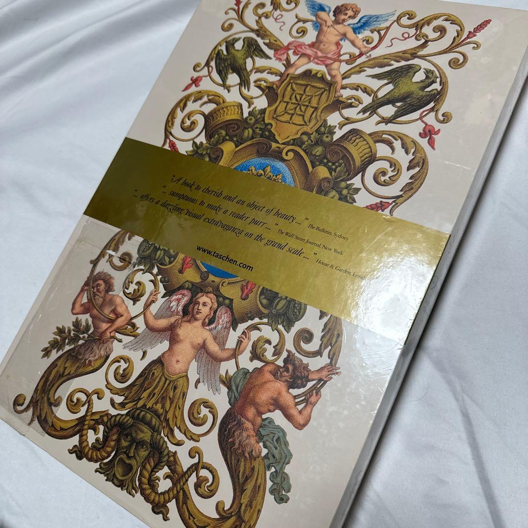 洋書　美品　The World of Ornament タッシェン