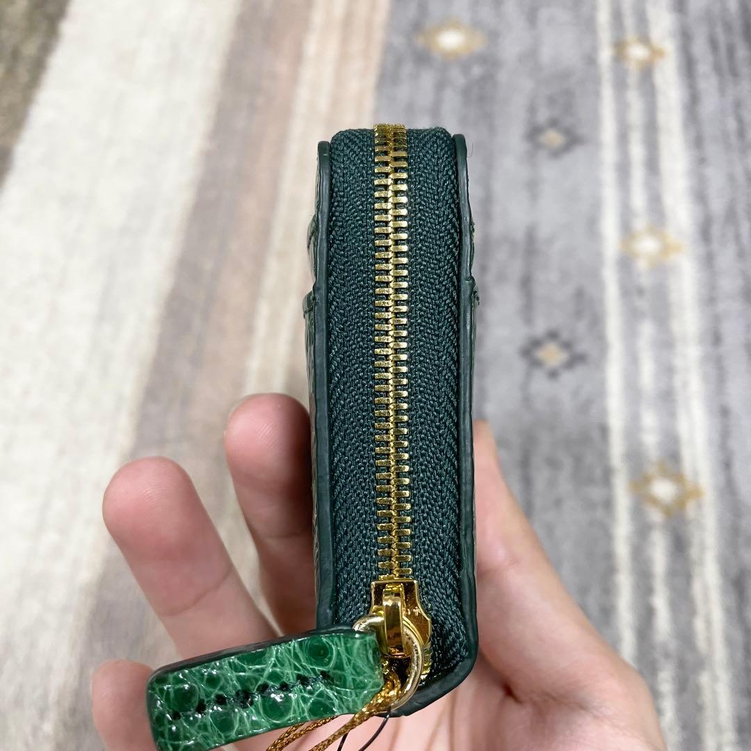 新品未使用品タグ付き　シャイニングクロコダイルグリーン　折り財布　ワニ革