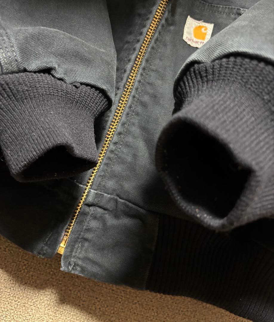 カーハート　アクティブジャケット　Carhartt 黒　ブラック