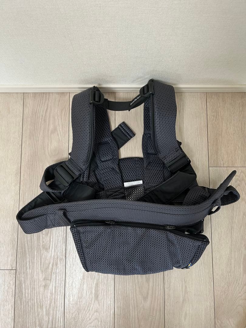 【bears】BabyBjorn 抱っこひも ONE Kai Air