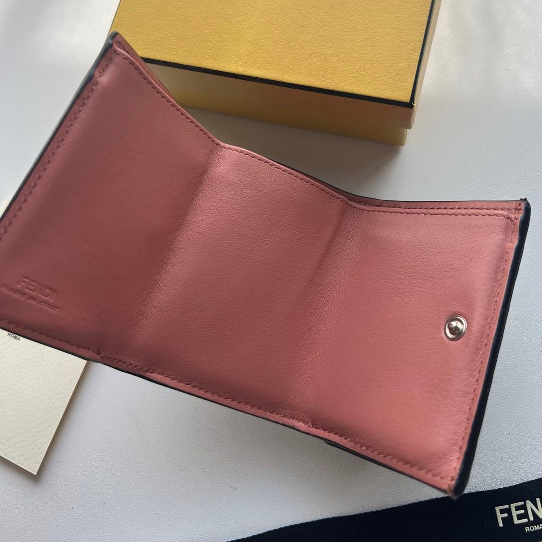 209 極上美品 FENDI フェンディ エフイズ 3つ折り財布