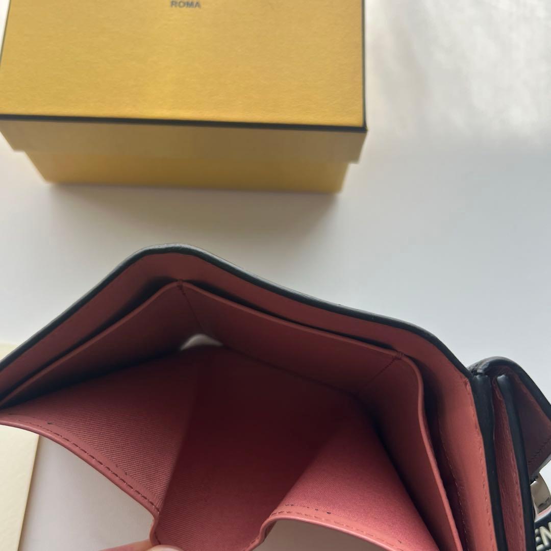 209 極上美品 FENDI フェンディ エフイズ 3つ折り財布
