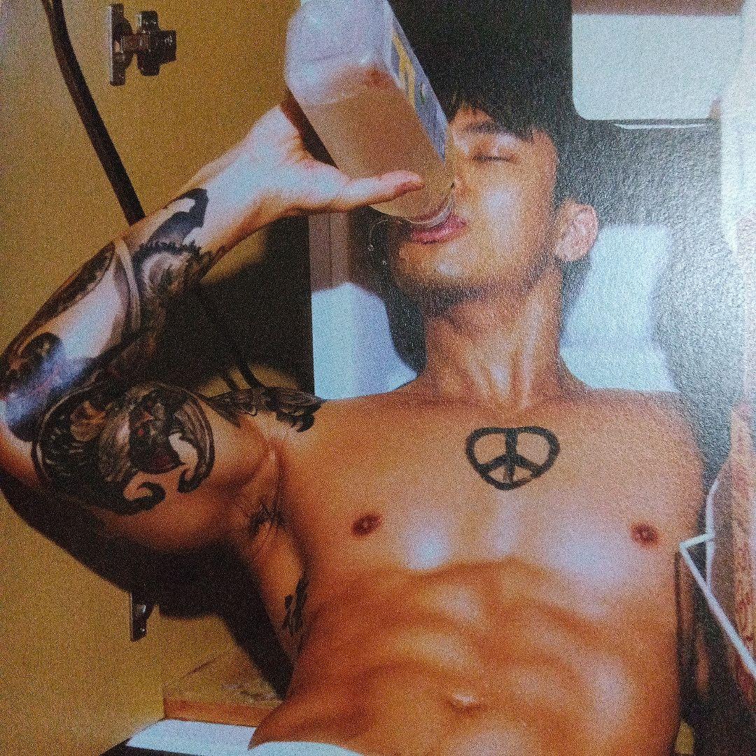 台湾男性写真　TIMOTHY'S FIGURE 晏人物攝影集　イケメン　台灣