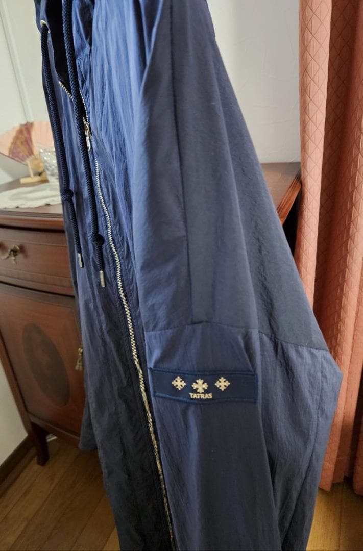 ◆TATRAS【超美品】素敵！希少コート 7万 M ネイビー 高島屋購入 春
