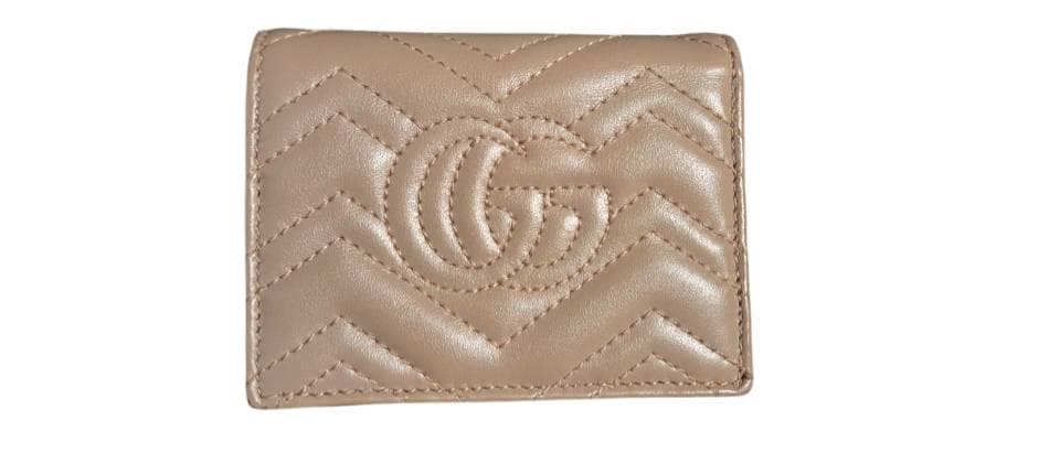 GUCCI Marmont quilting　マーモント　二つ折り財布