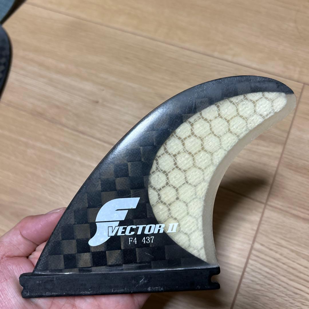 フューチャーフィン　小波最強　ブラックスティック　F4 Sサイズ