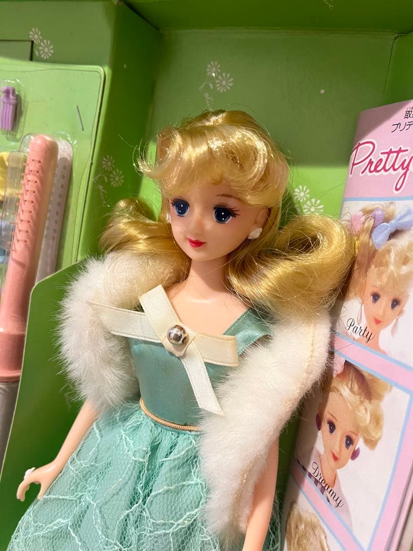 プリティーオリーブ　ジェニー　Jenny フレンドドール