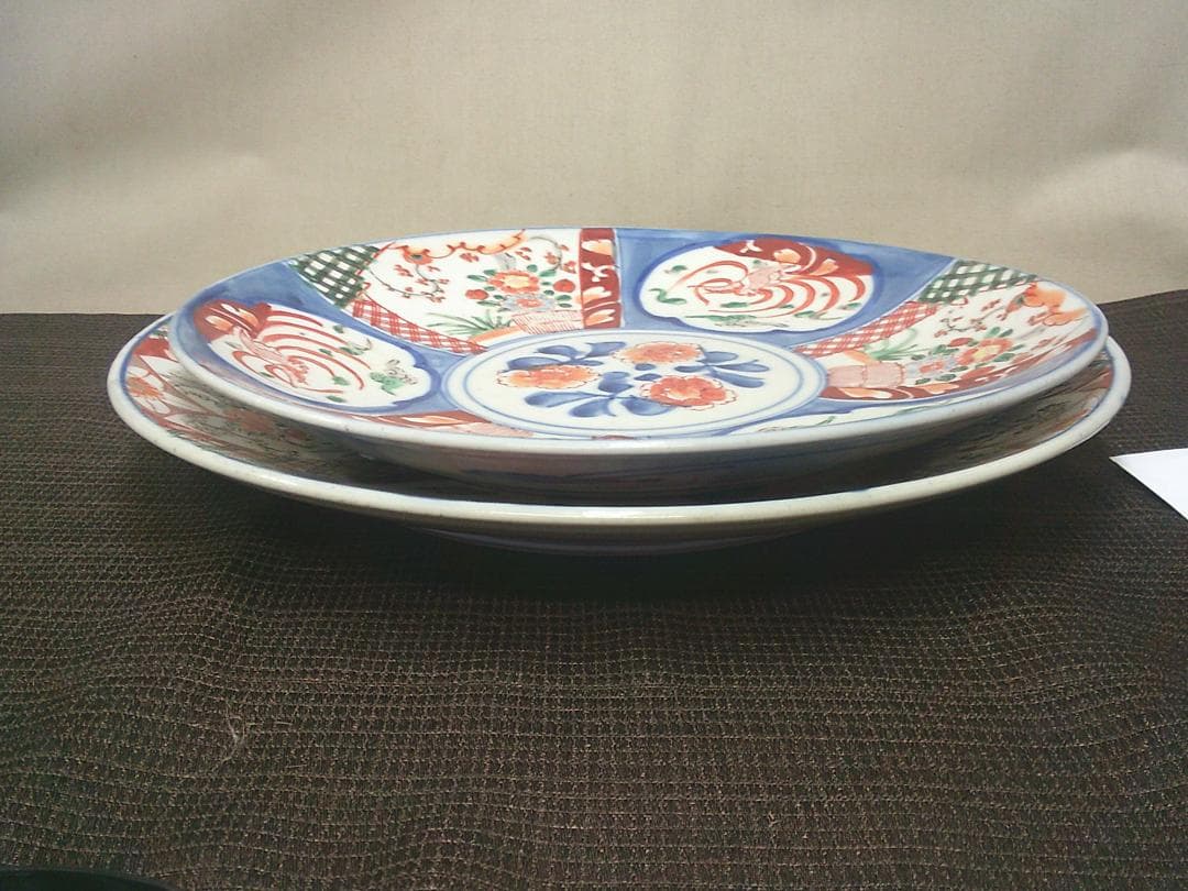 【伊万里色絵皿　2枚　描きこみ色彩キレイ　花鳳凰文・ｋ37・皿】鉢　丼　徳利　壷