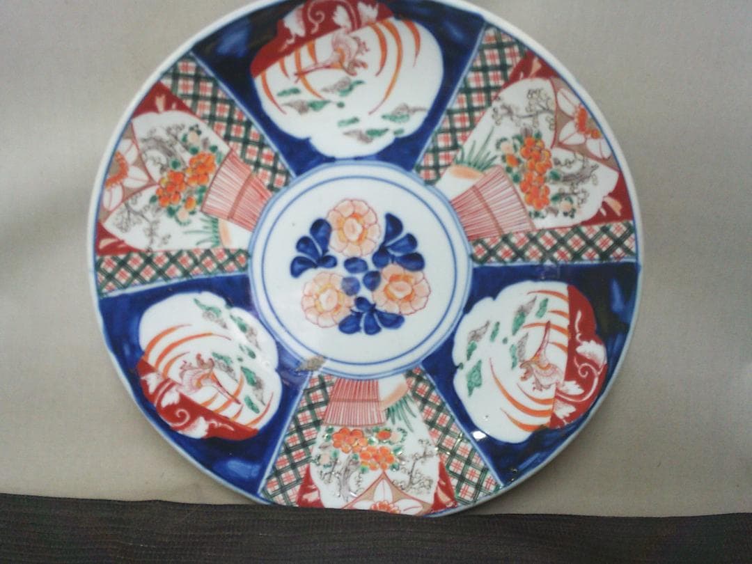 【伊万里色絵皿　2枚　描きこみ色彩キレイ　花鳳凰文・ｋ37・皿】鉢　丼　徳利　壷
