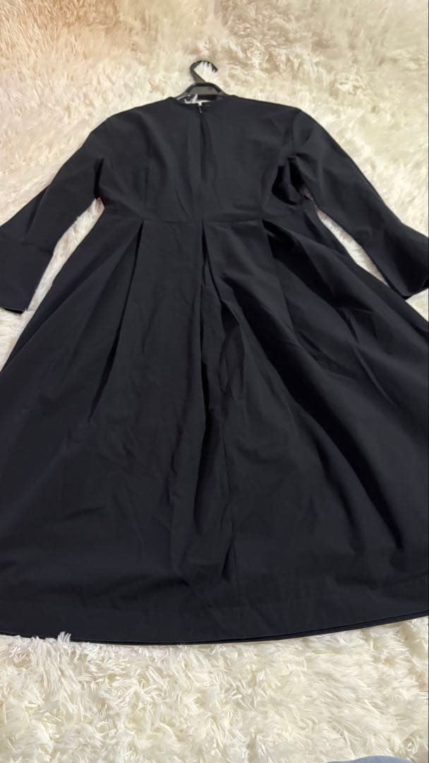 美品☆Ballsey ストレッチタフタ ボックスタックワンピース　ネイビー　34