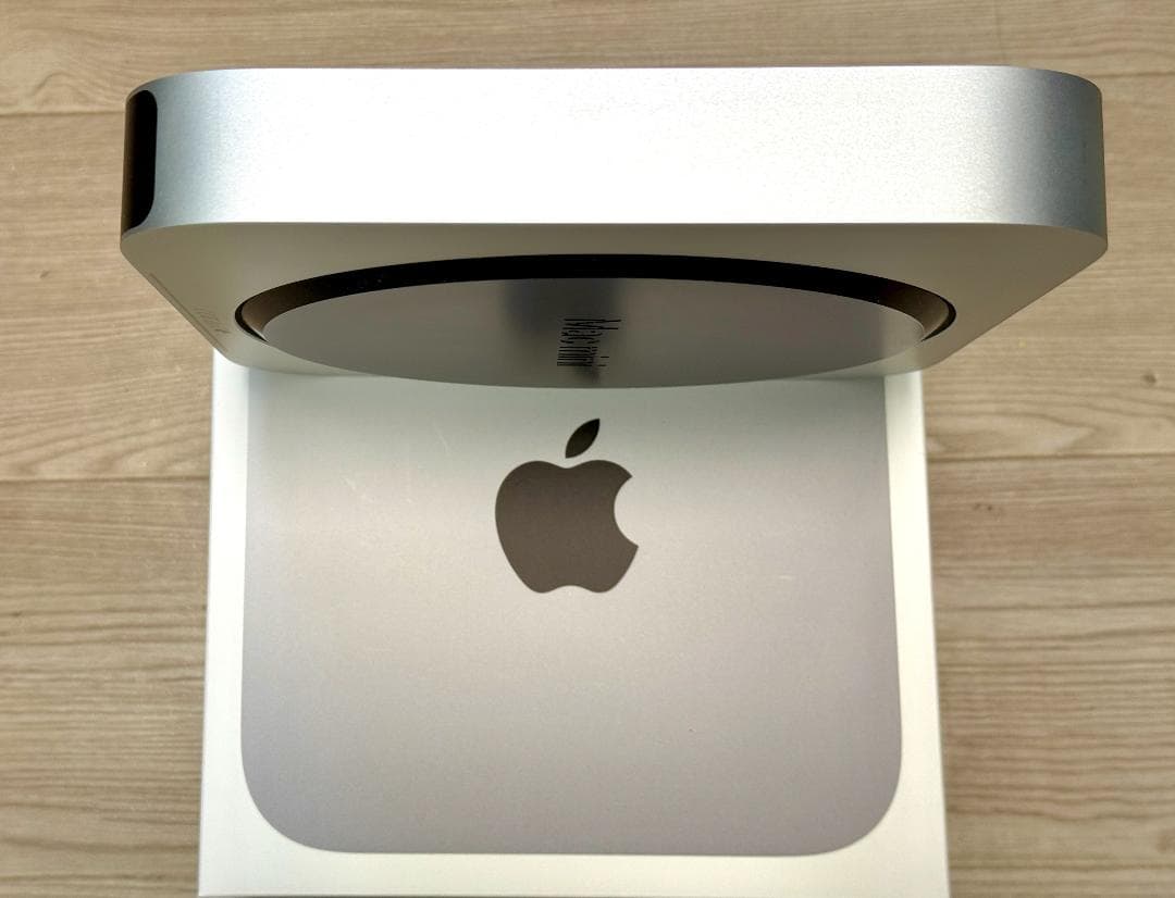 Mac mini M2 8GBメモリ／256GBストレージ