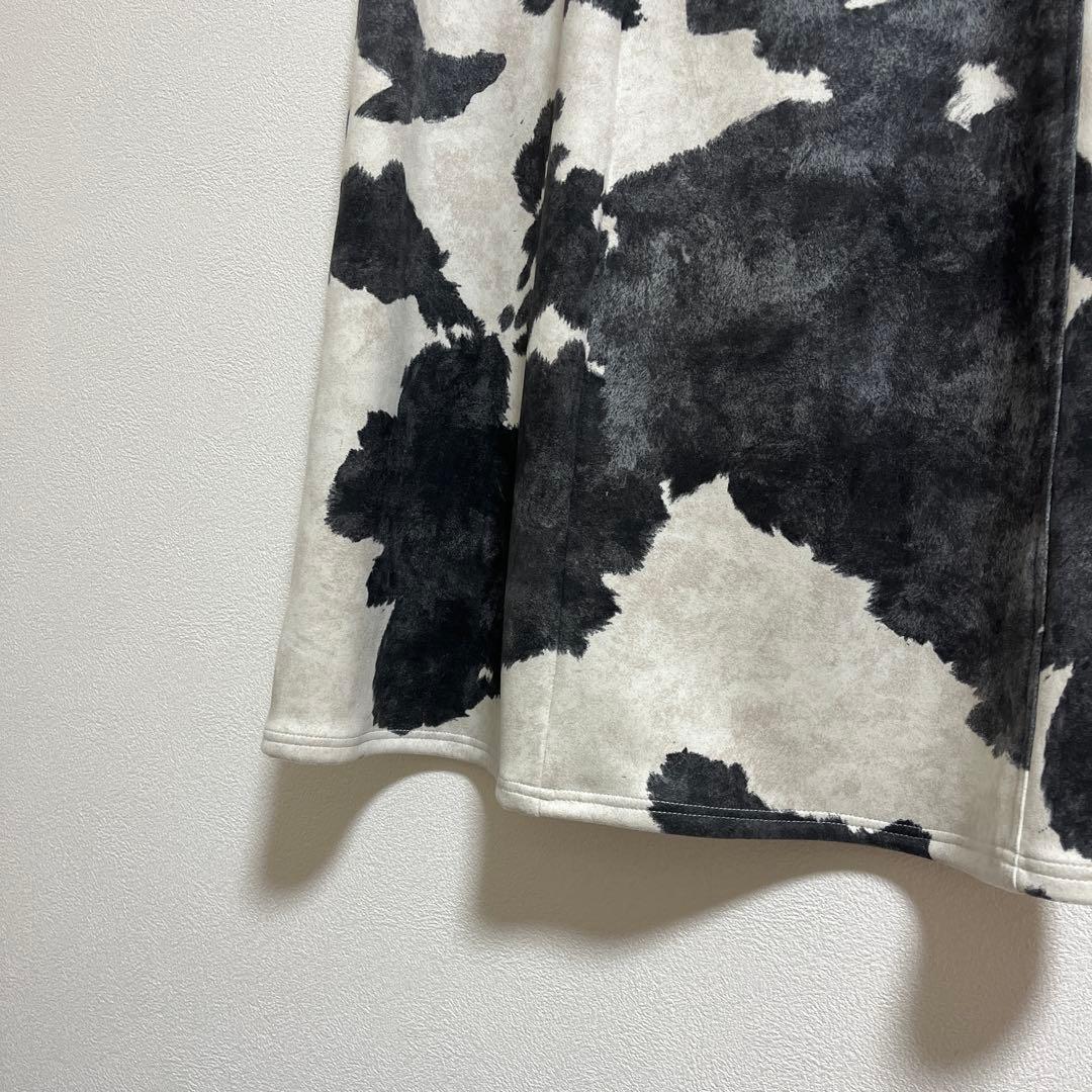 アメリ ★ COW PATTERN SUEDE LIKE SKIRT 【 S 】