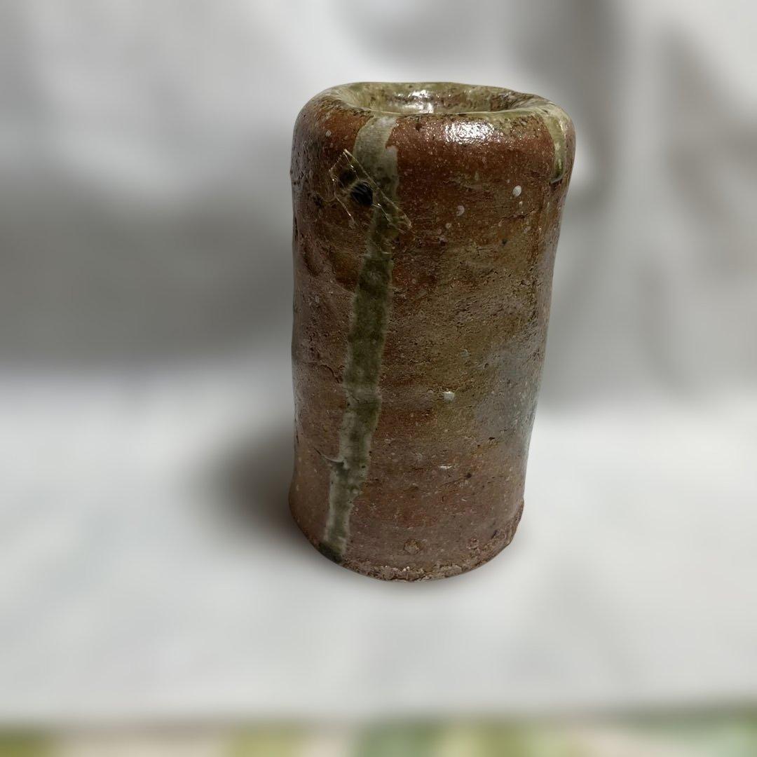 花瓶　陶器　円筒形 ブラウンとグリーン
